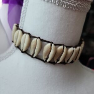 Vintage Native American Cowrie Shell Choker Necklace with Brown Cord